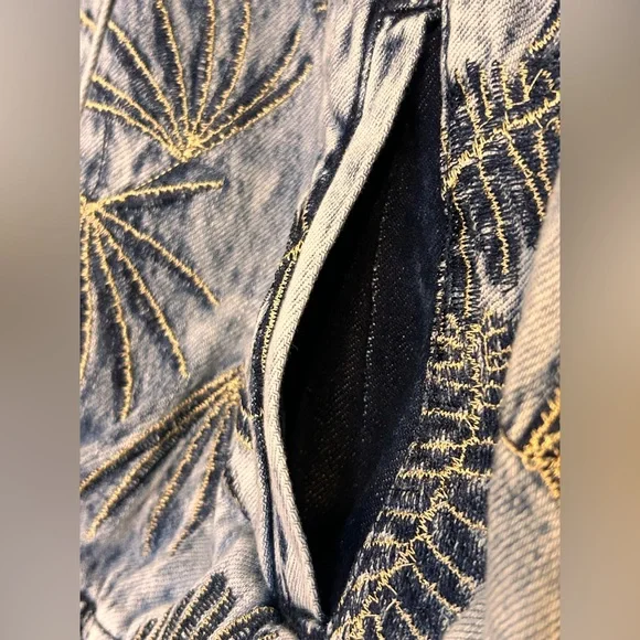 Guess Women's Blue Gold Embroidered Burnished Bomber Jacket Size XL - Picture 5 of 10